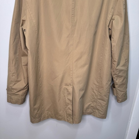 Cole Haan Men's Khaki Button Front Water Resistant Rain Coat Size Medium - Picture 8 of 14